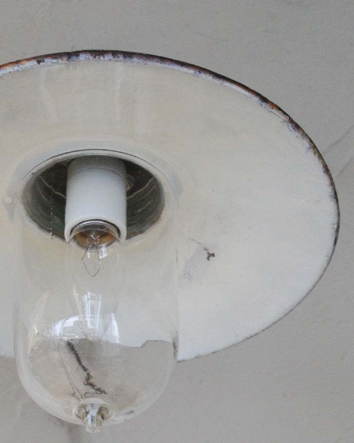 壁付けブラケット　照明・ライティング　アンティークウォールデッキランプ、ポーチライト(外灯）（E26球付）。。(x-868-z)