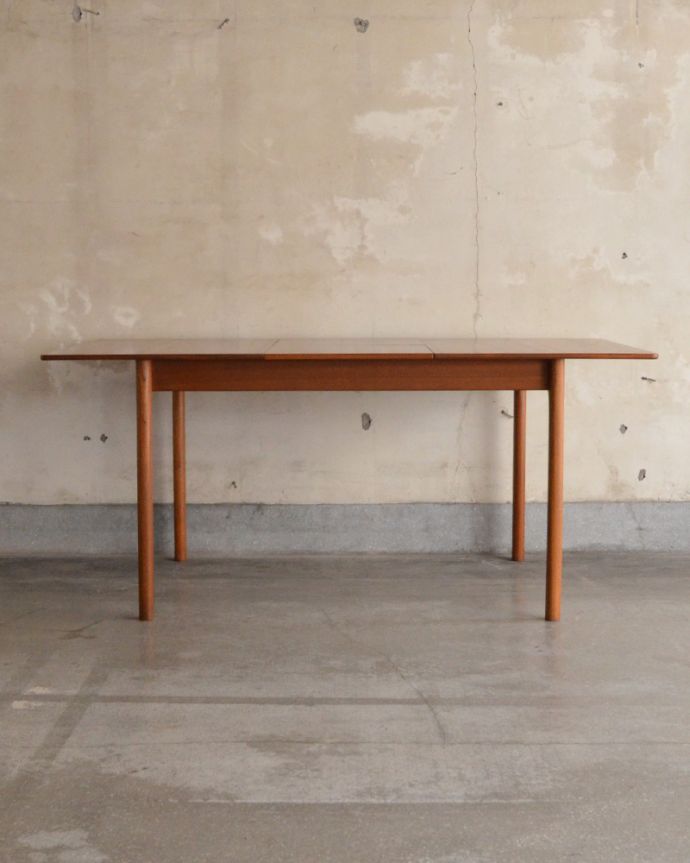 ロイドテーブル　アンティーク家具　食卓で使えるエクステンションテーブル、マッキントッシュのヴィンテージ家具。開いたときです。(x-870-f)