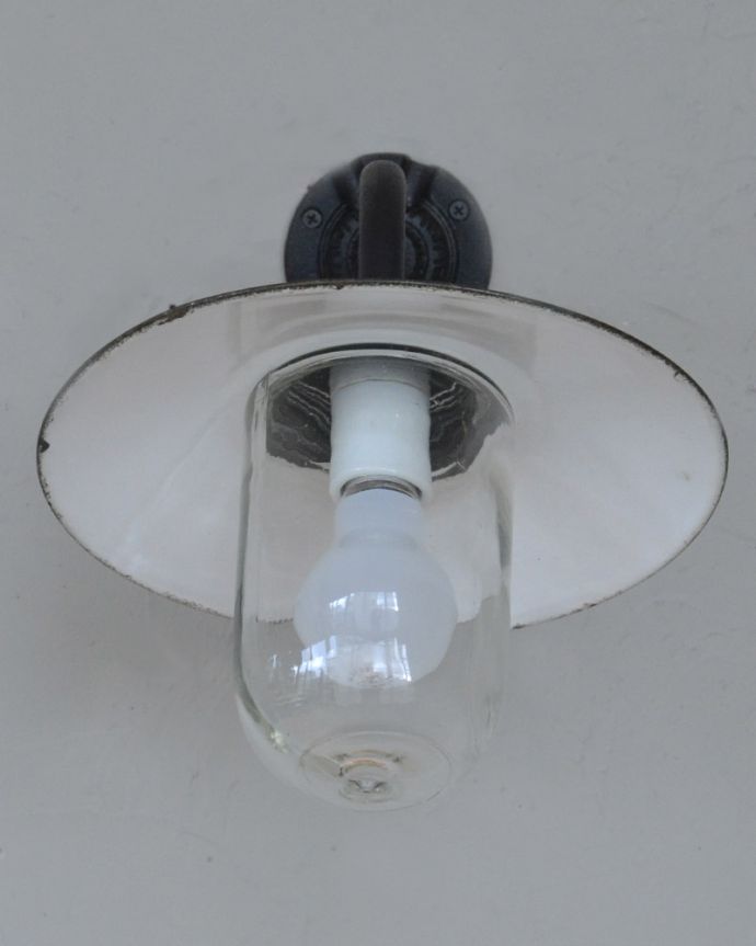 壁付けブラケット　照明・ライティング　フランスのアンティーク照明、デッキランプ (外灯）（E26球付）。。(x-870-z)
