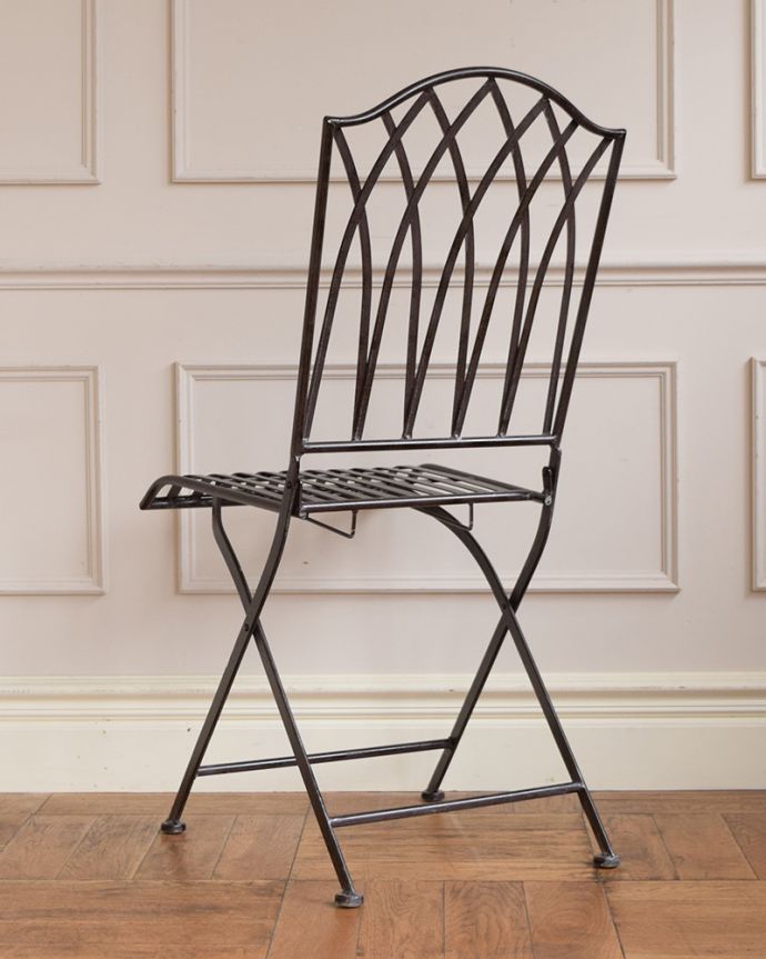 半価販売  チェア アイアン椅子 ガーデンチェア 折り畳み式 アンティーク】鉄製 【オシャレ 折り畳みイス