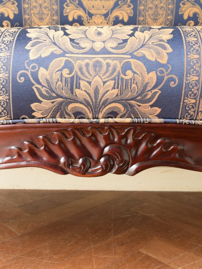 フランスアンティーク風のおしゃれなソファ、マホガニー材の長椅子(y