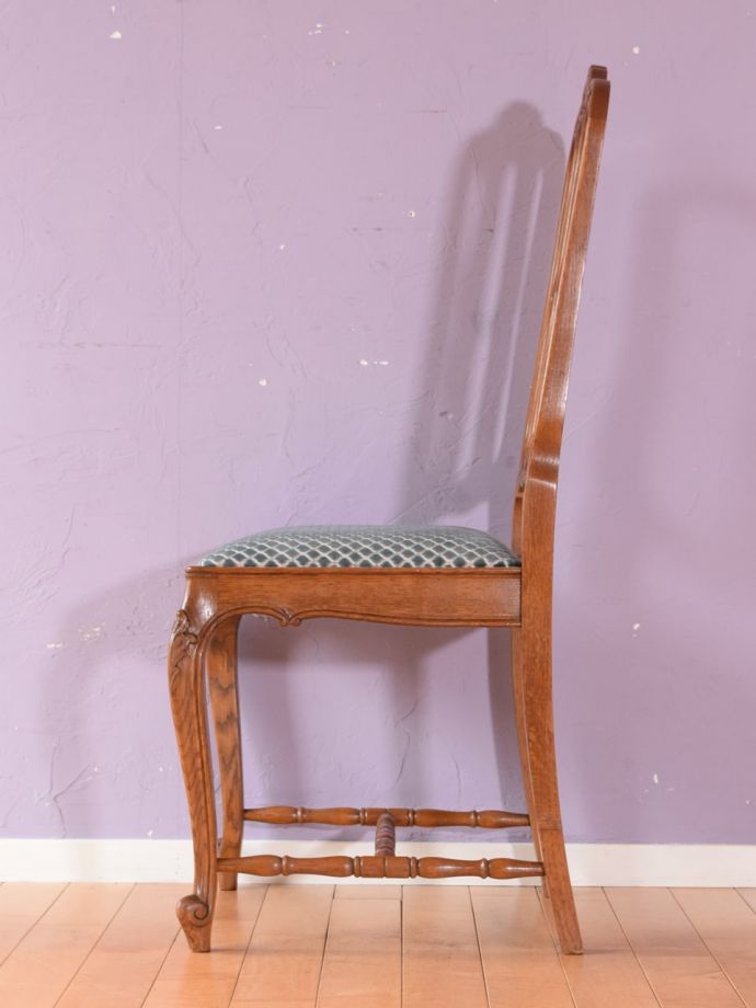 フランスの椅子の側面