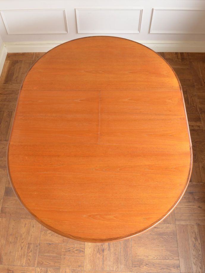 イギリスのビンテージテーブル、G-PLAN　フレスコの伸長式エクステンションテーブル