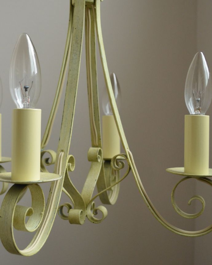 アイアンのしなやかな曲線