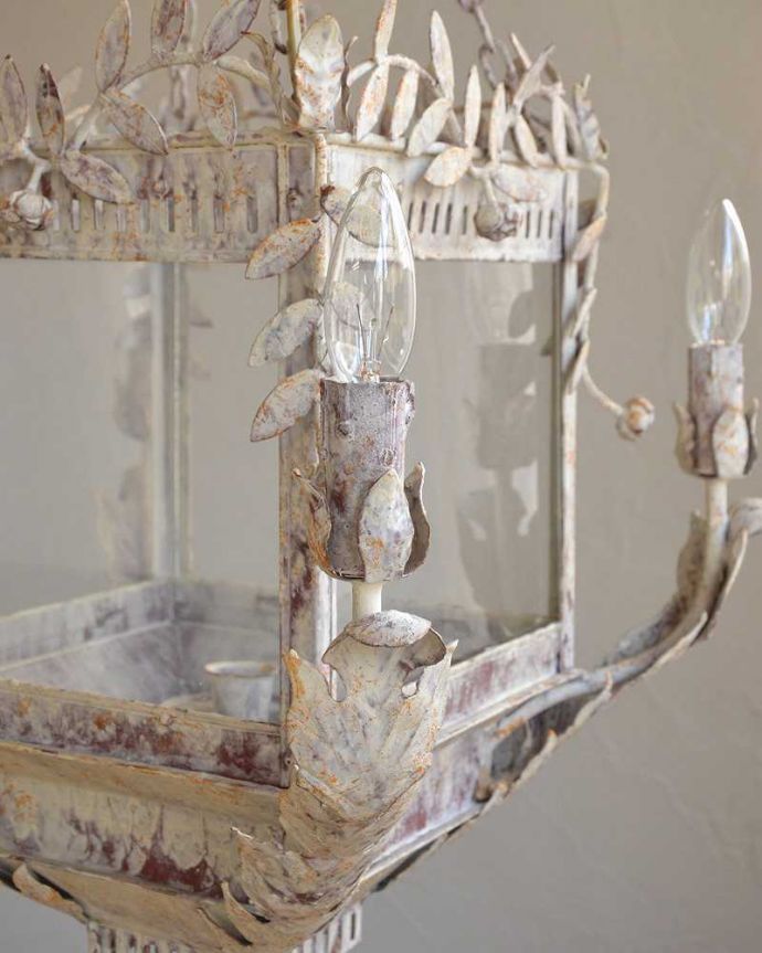 シャンデリア　照明・ライティング　フランスから輸入したランタン型のシャンデリア（E14シャンデリア球4個付き）Chandelier Lanterne。。(cf-1028)