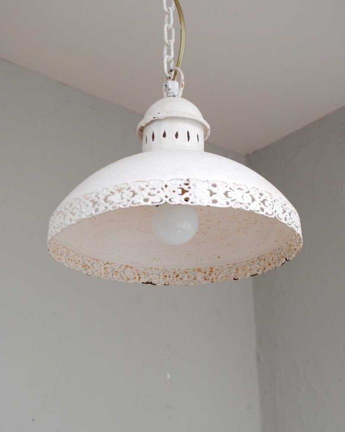 シャンデリア　照明・ライティング　レース模様が素敵なペンダントライト（Ｅ26球付）Chandelier Mantille Dome。。(cf-1047)