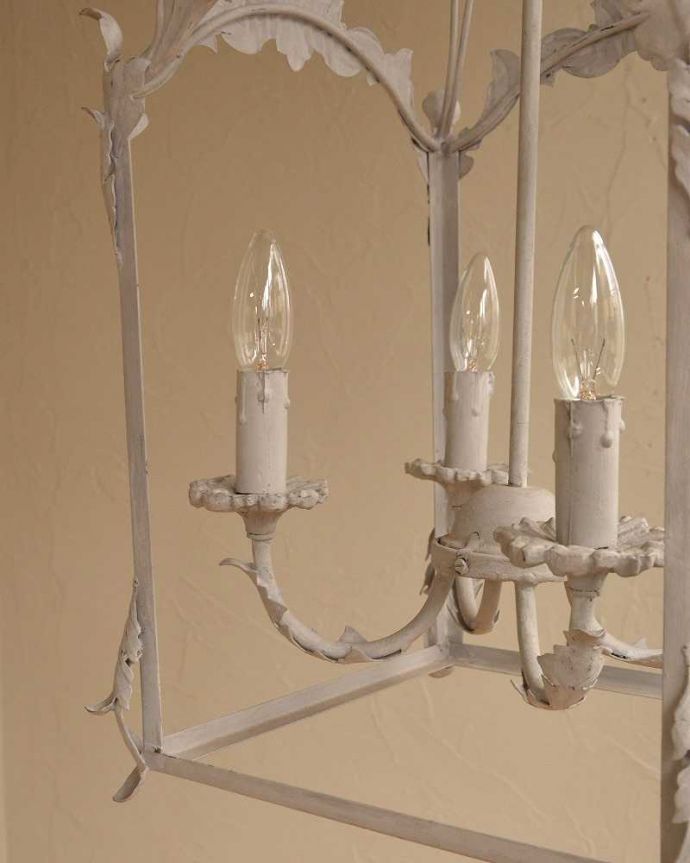 シャンデリア　照明・ライティング　フランスから輸入したバードゲージモチーフのシャンデリア（E14シャンデリア球4個付き）Chandelier Fetes Grand Hotel。。(cf-1049)