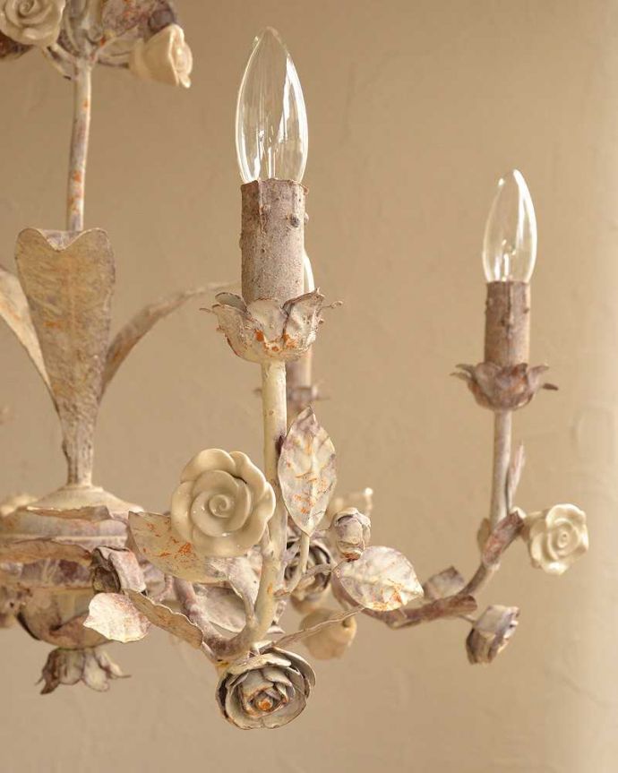 シャンデリア　照明・ライティング　フランス輸入の素敵なシャンデリア（Ｅ14シャンデリア球6個付）Chandelier Icare Small Size。。(cf-1054)