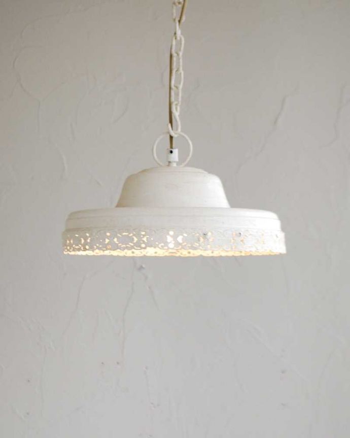 ペンダントライト　照明・ライティング　フランス輸入の素敵なペンダントライト（Ｅ26球付）Chandelier Mantille Plat。。(cf-1056)