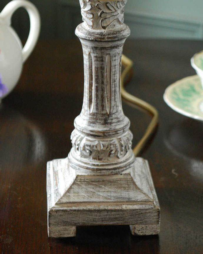 スタンドライト　照明・ライティング　フランスらしいデザインが素敵なテーブルランプ(E17シャンデリア球付) 。。(cf-1124)