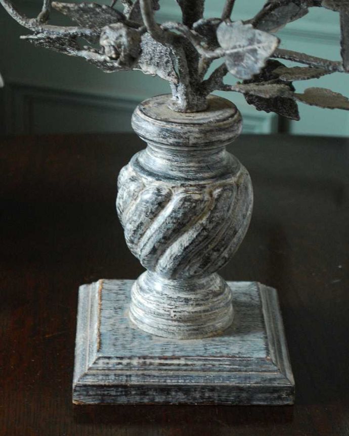 スタンドライト　照明・ライティング　お部屋を華やかに彩るお花のスタンド、フランスのテーブルランプ(E26球付)。。(cf-1214)