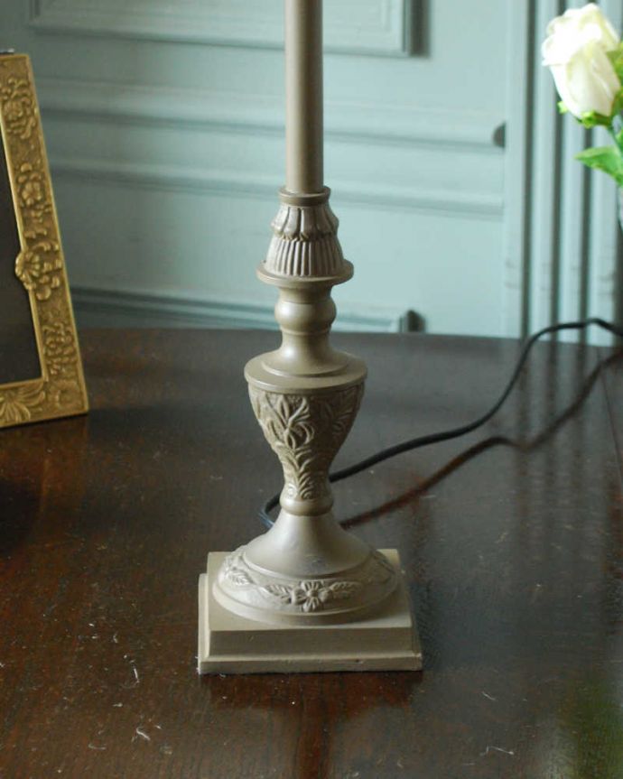 スタンドライト　照明・ライティング　フランスから届いた布シェード付きテーブルランプ(E26球付)。。(cf-1218)