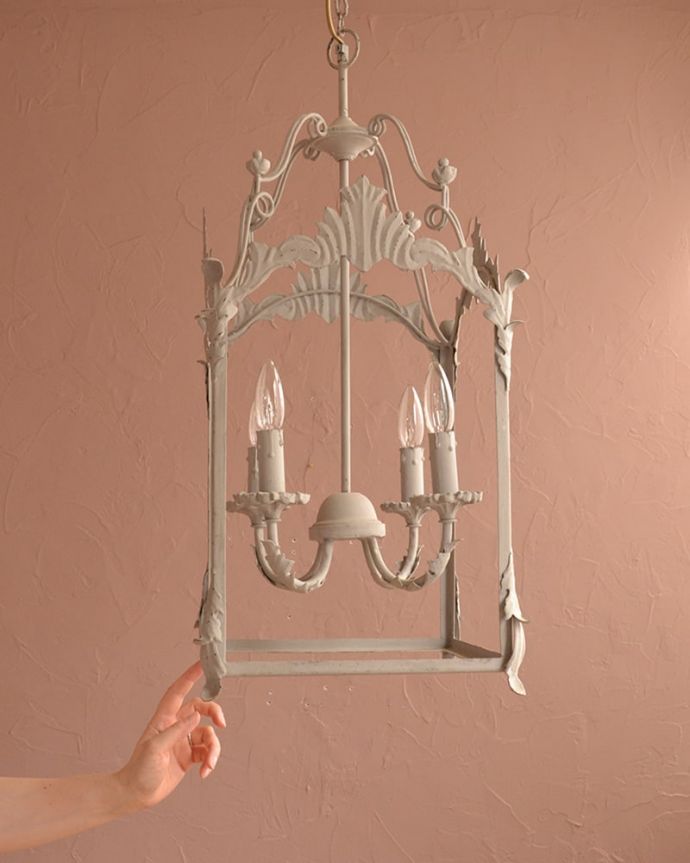 シャンデリア　照明・ライティング　フランス輸入のランタン型のシャンデリア（E14シャンデリア球4個付き）Chandelier Lanterne　フランスらしく優雅なデザインのシャンデリアインテリアの一部としてお部屋を素敵に彩ってくれるシャンデリア。(cf-1057)