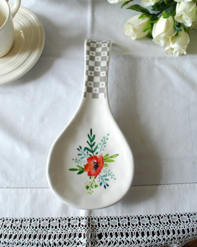 コントワールドファミーユの食器