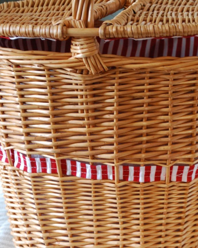 フランス生まれのおしゃれなパニエ