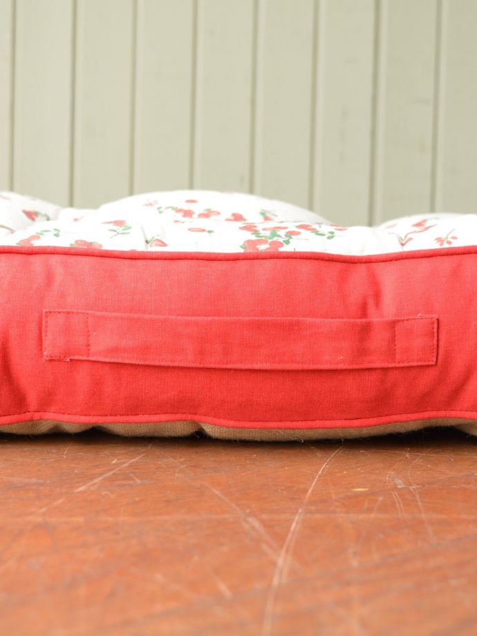 おしゃれなクッションの持ち手