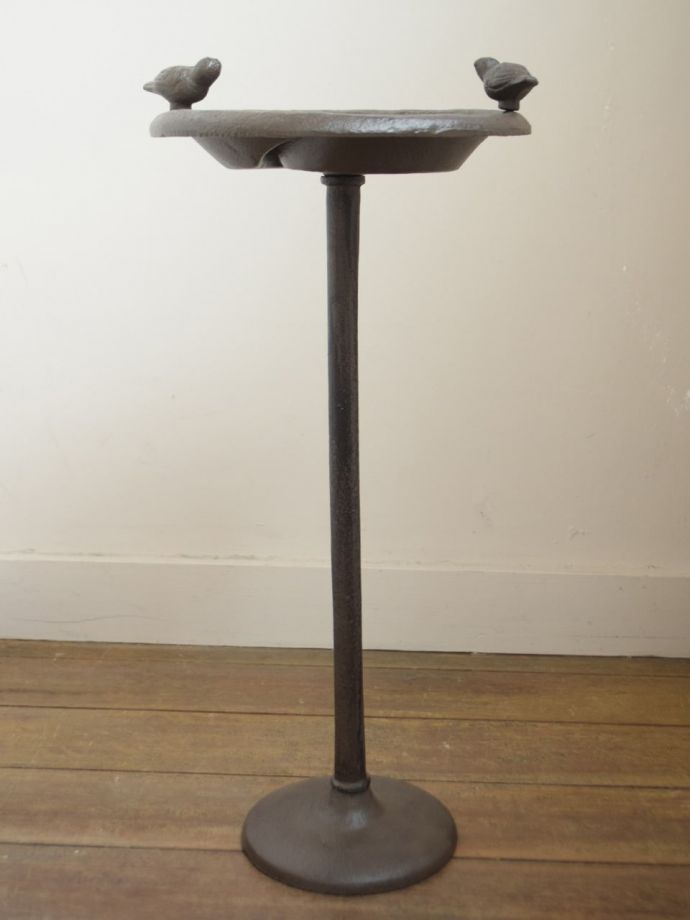 バードフィーダーの側面