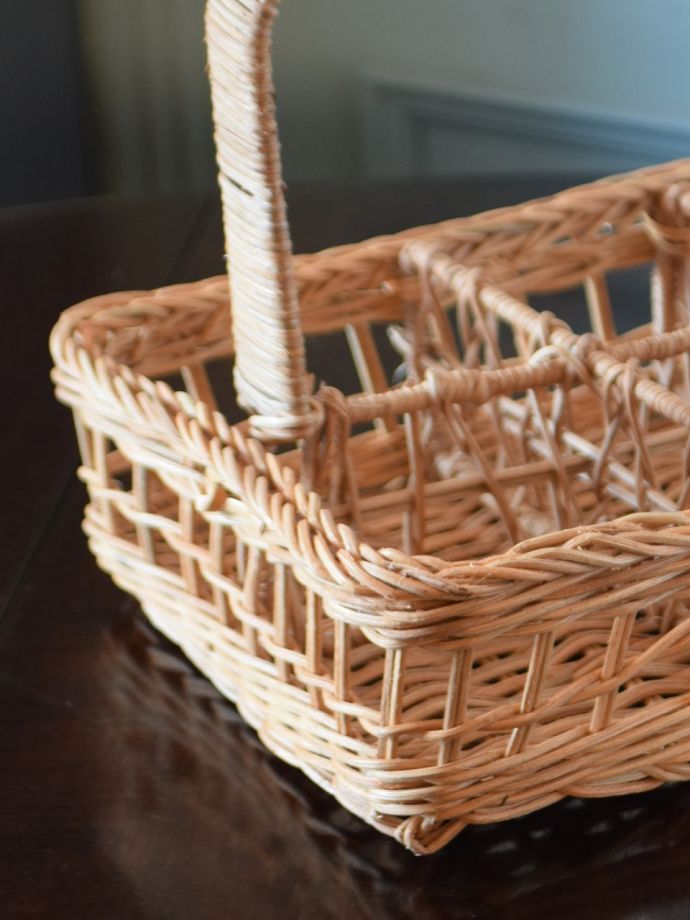 フランス生まれのおしゃれなパニエ