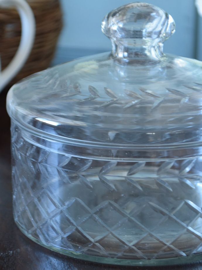 フランスのおしゃれなガラスジャー