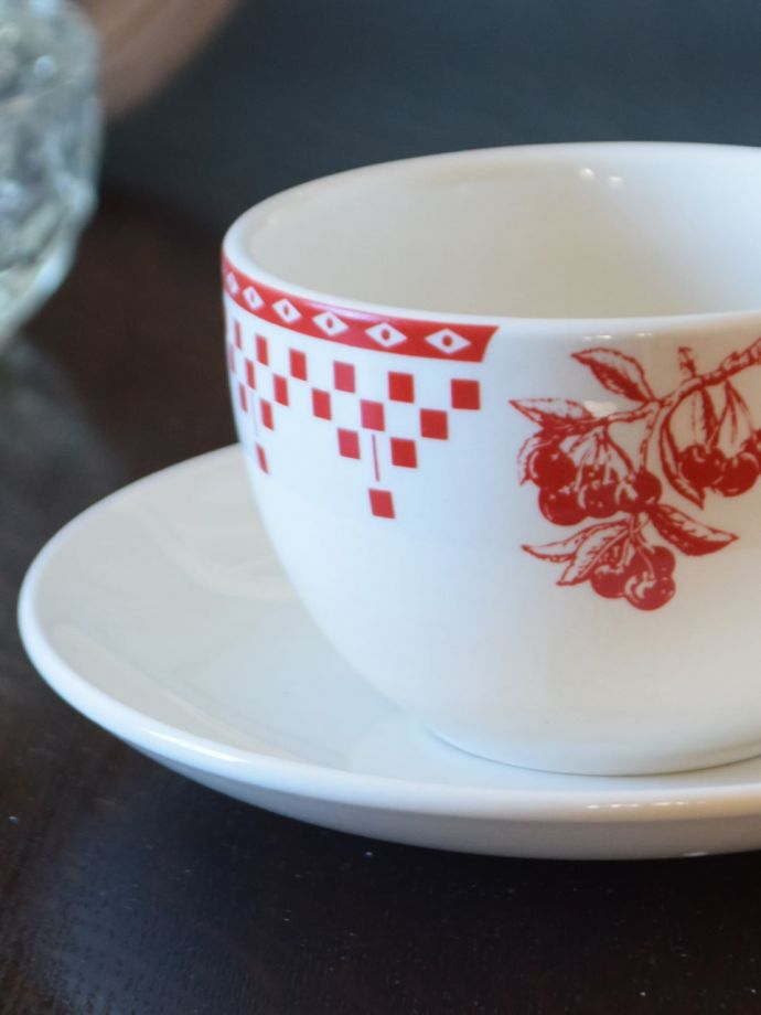 フランス生まれのおしゃれな食器