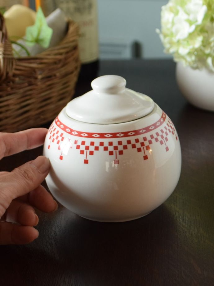 コントワールドファミーユのシュガーポット