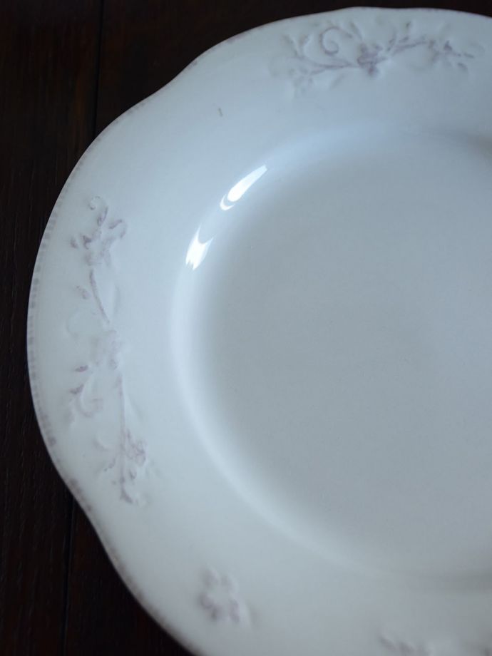 フランス生まれのおしゃれな食器