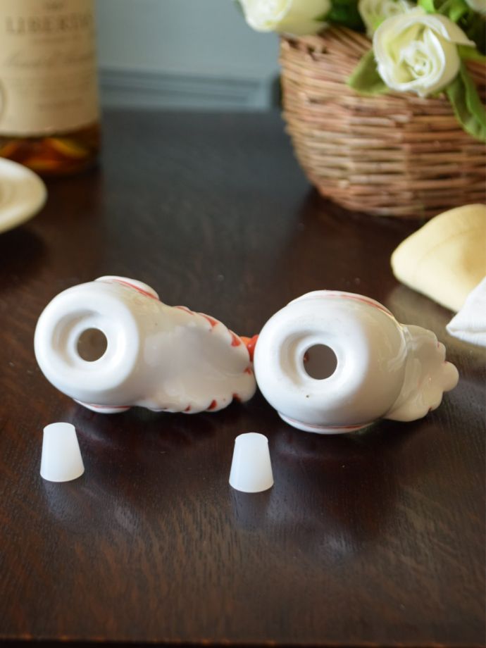 フランスのソルト＆ペッパー入れ