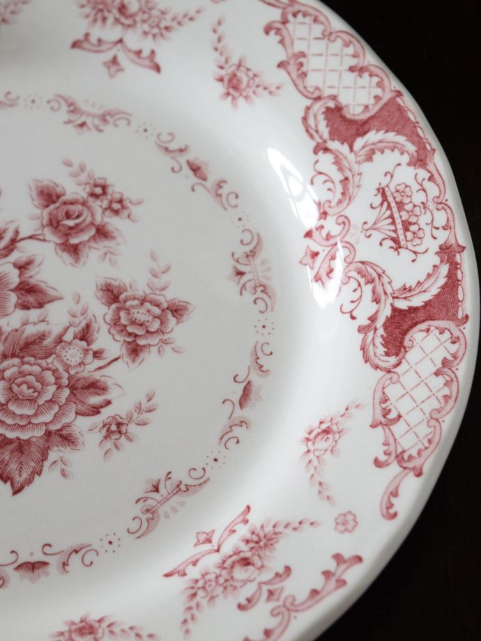 フランス生まれのおしゃれな食器