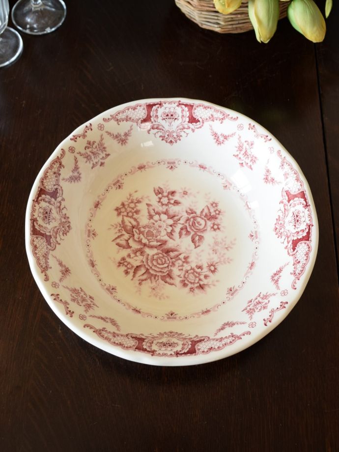 コントワールドファミーユの食器