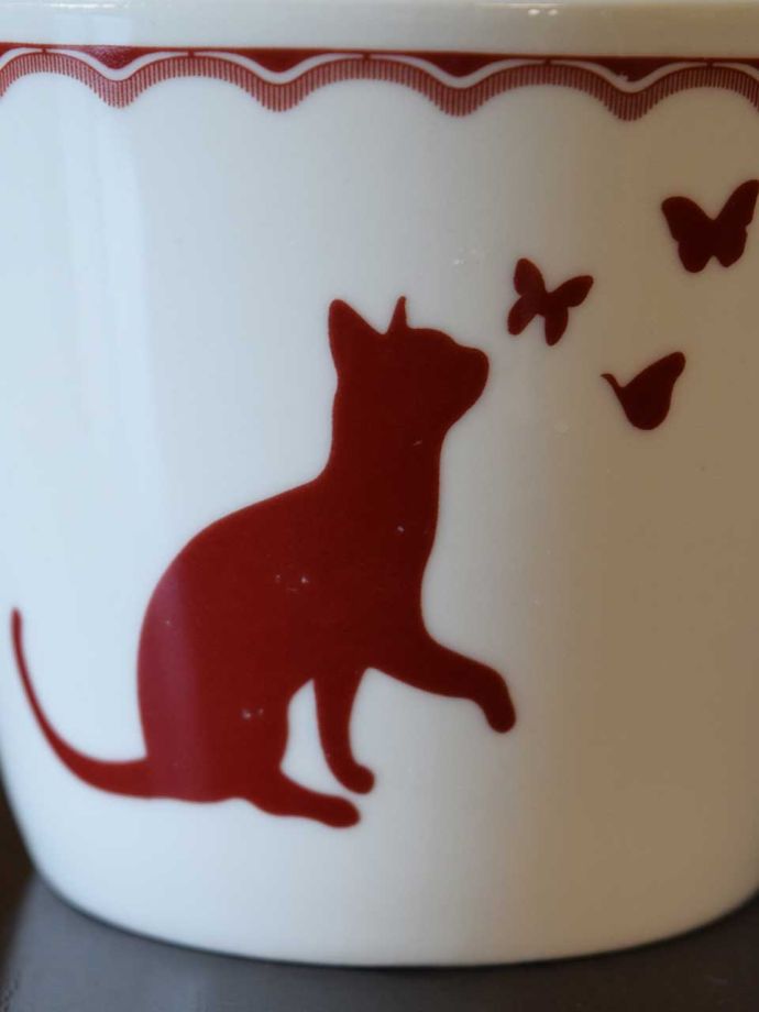 コントワールドファミーユのティーカップ