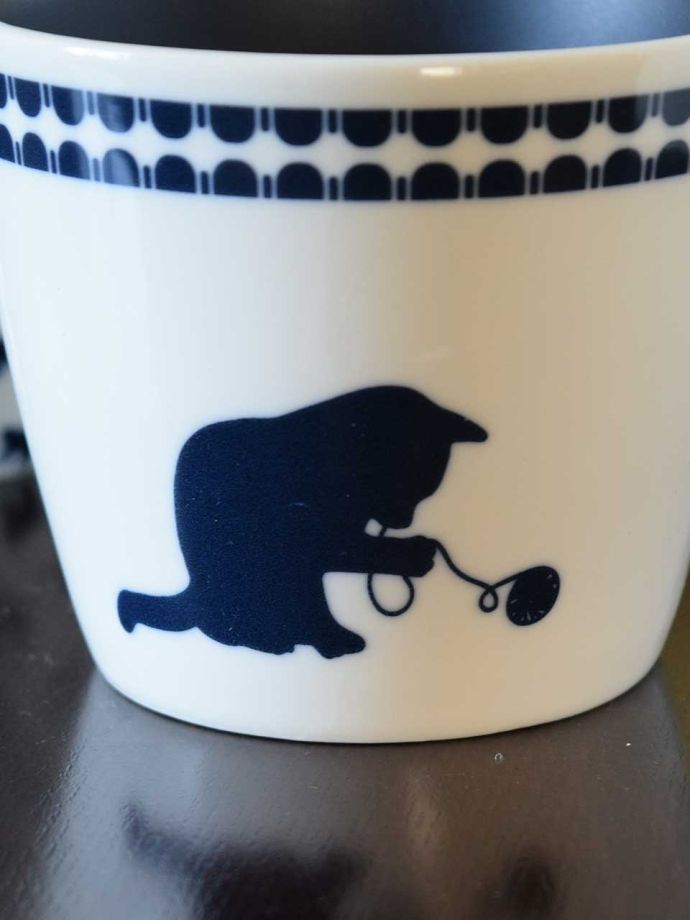 コントワールドファミーユのティーカップ