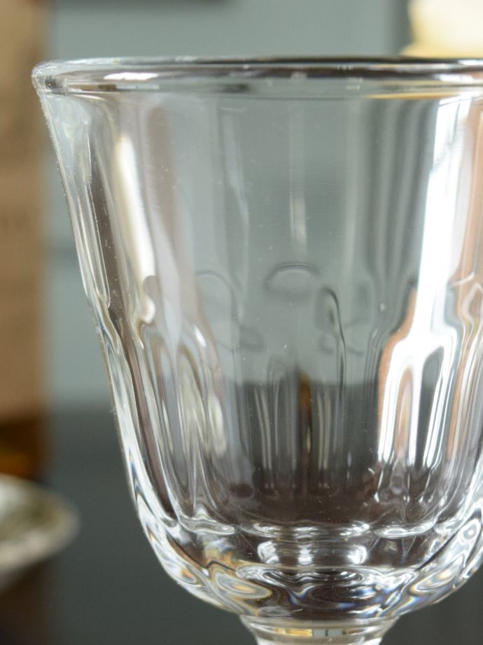 フランス生まれのおしゃれなグラス