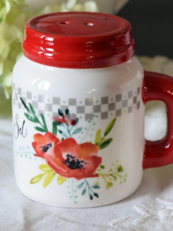 フランスらしいおしゃれなデザイン