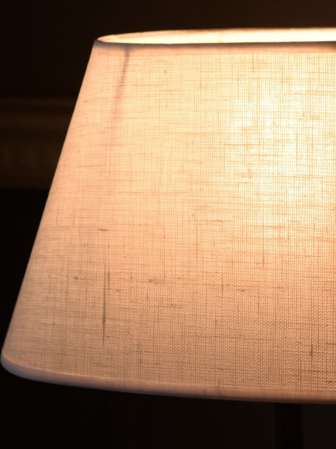 テーブルランプのオシャレなシェード