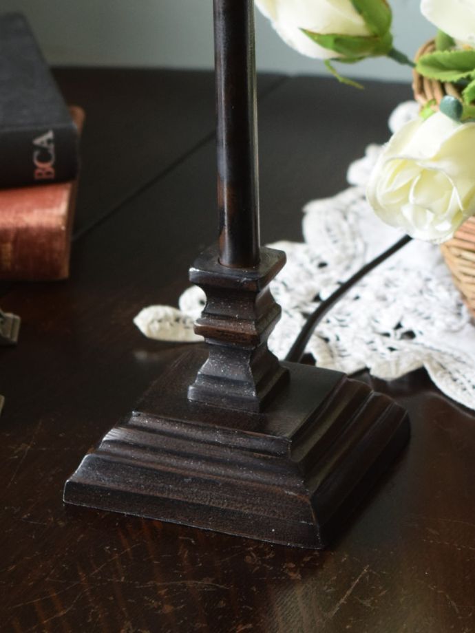 テーブルランプの土台部分