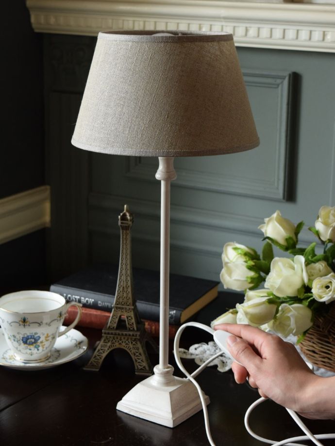 テーブルランプのスイッチ