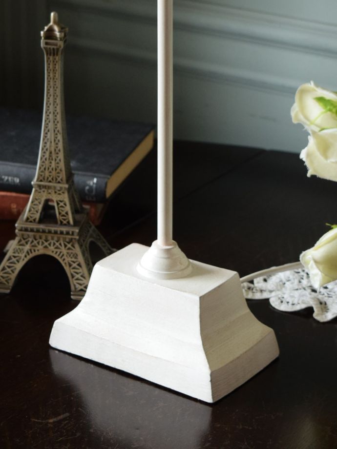 テーブルランプの土台部分