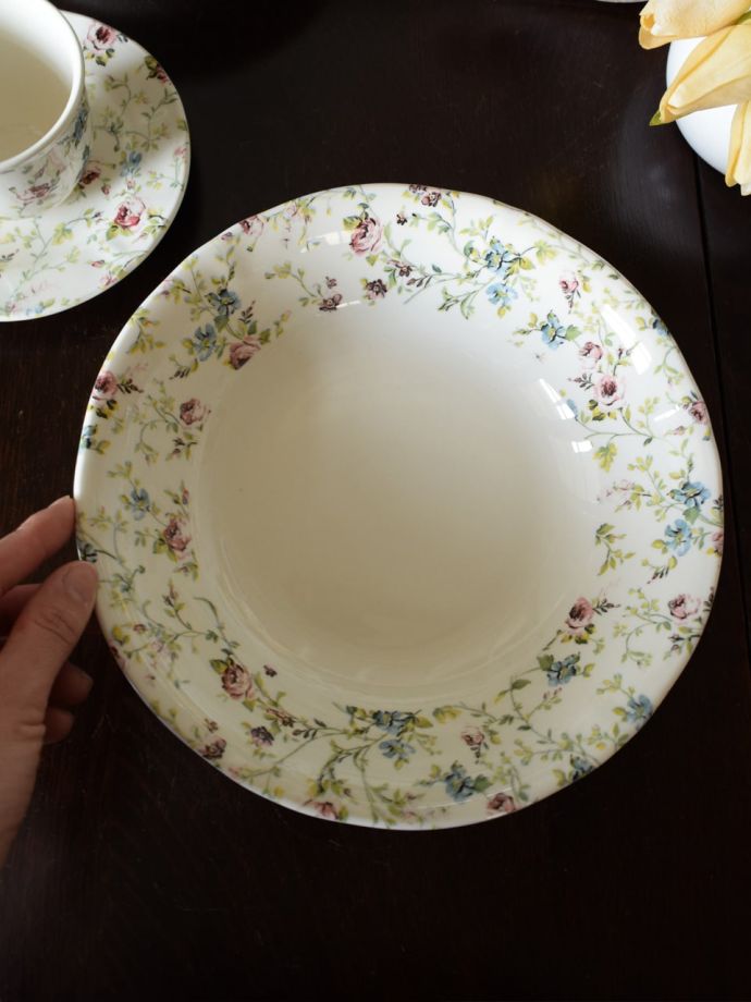 コントワールドファミーユの食器