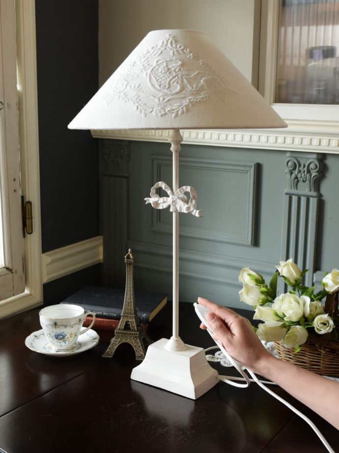 テーブルランプのスイッチ