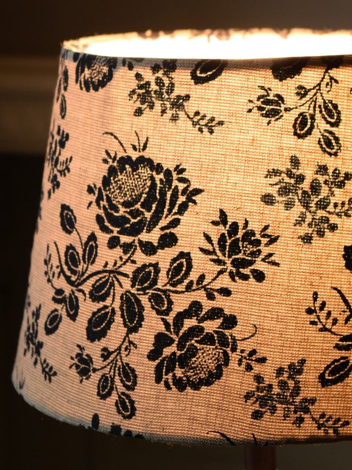 テーブルランプのオシャレなシェード