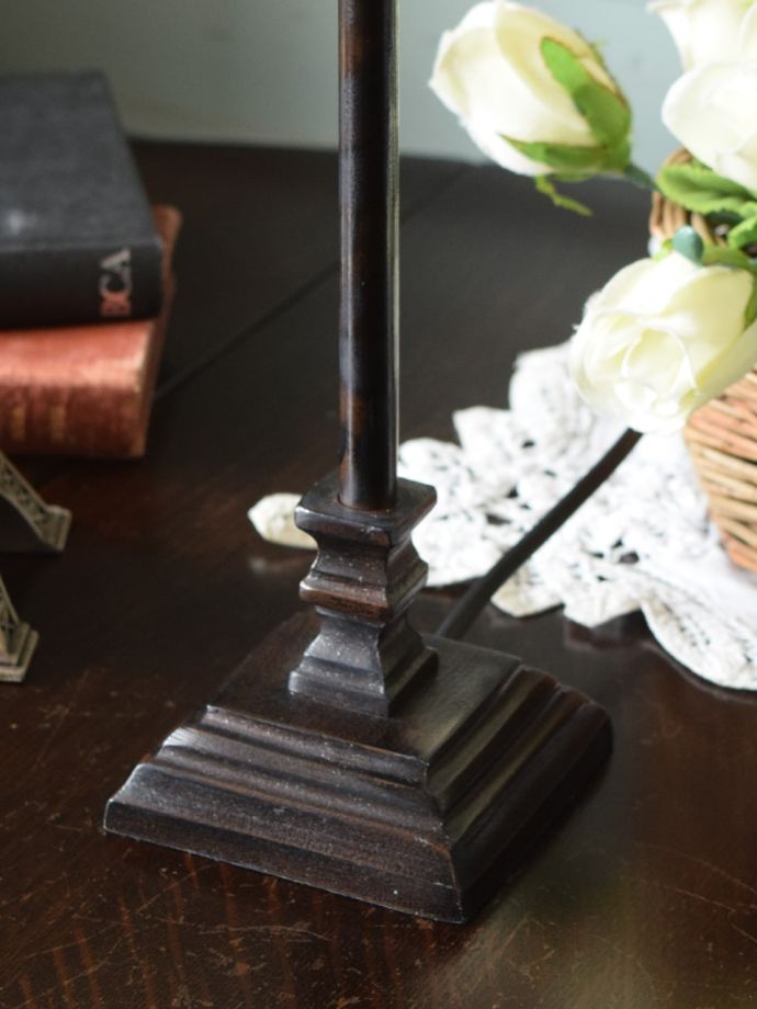 テーブルランプの土台部分