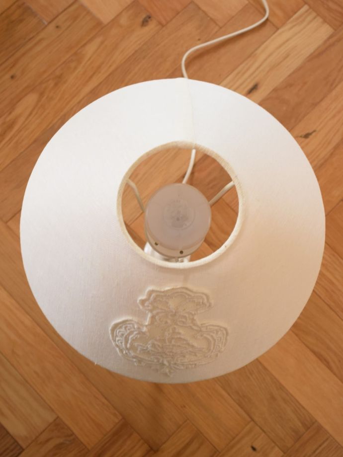 ホルダータイプのシェードです。