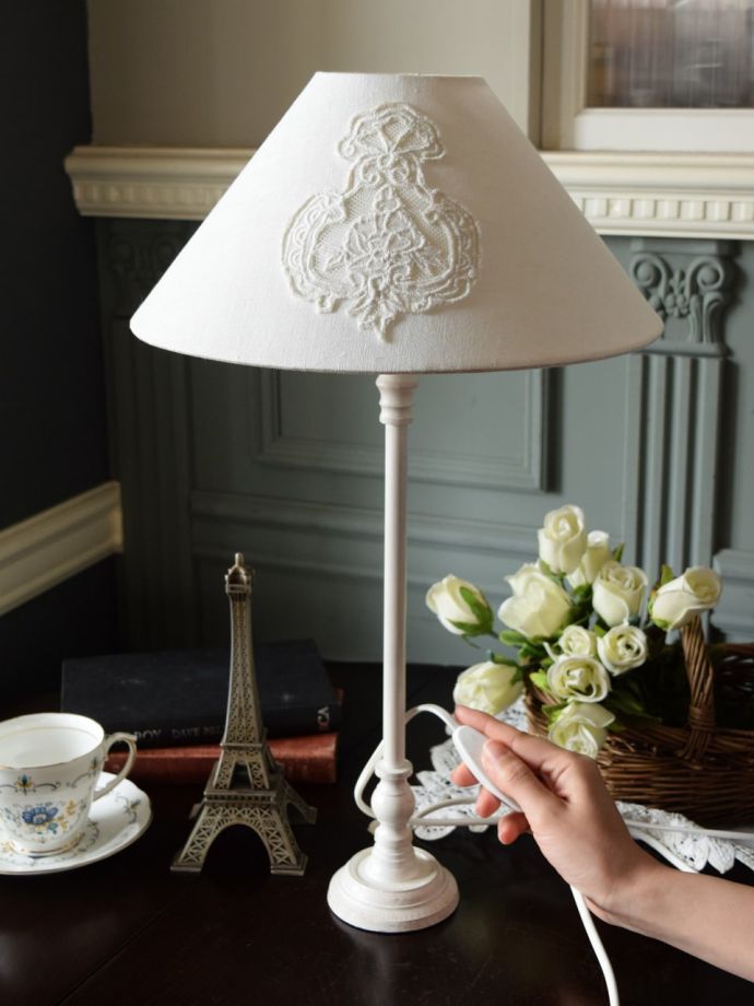 テーブルランプのスイッチ