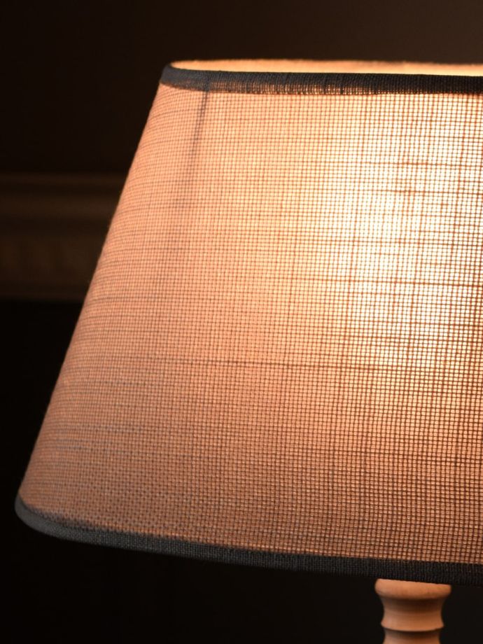 テーブルランプのオシャレなシェード