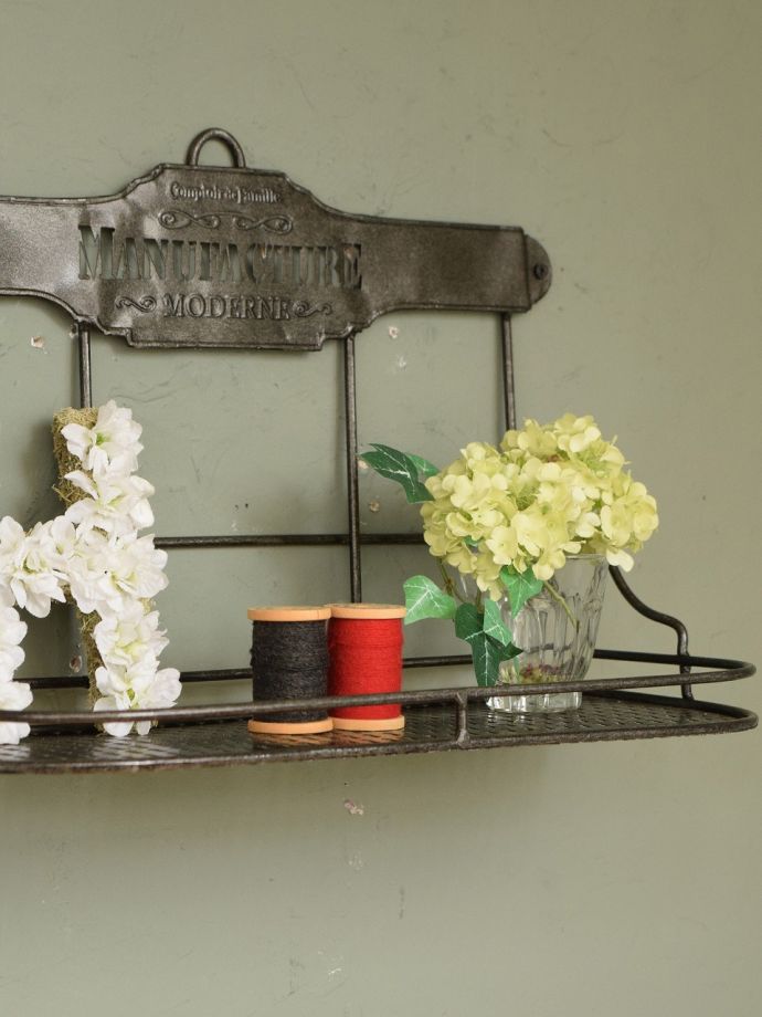 ビンテージ風のおしゃれなスパイスラック