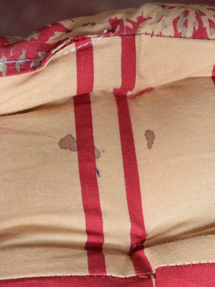 シミがあるのでSALE価格です