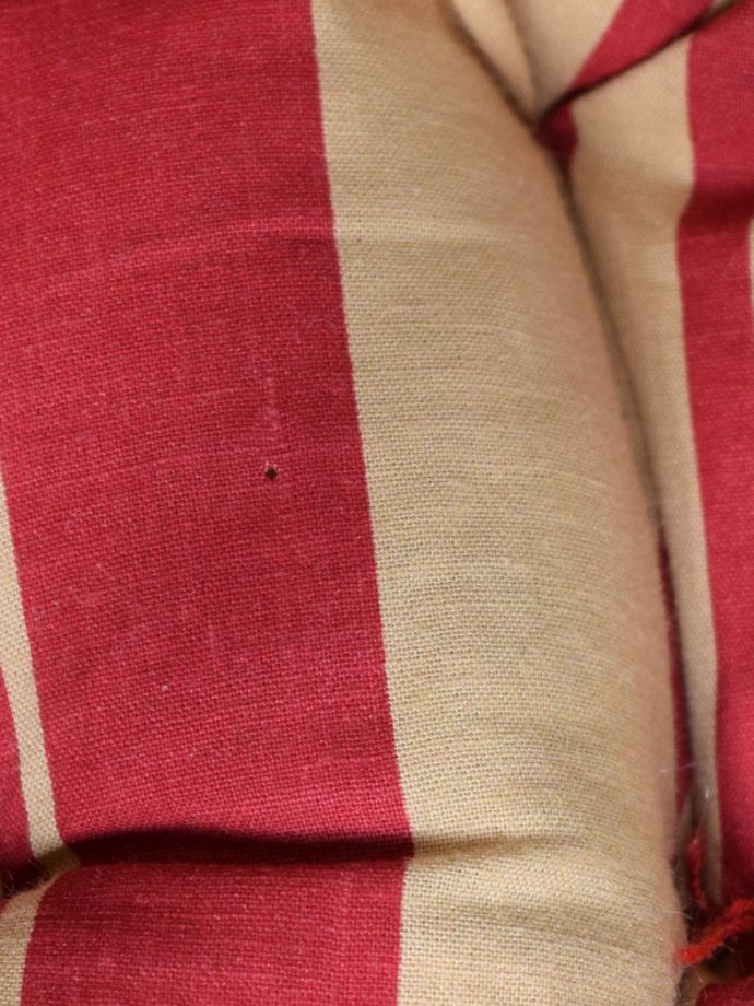 穴があるのでSALE価格です