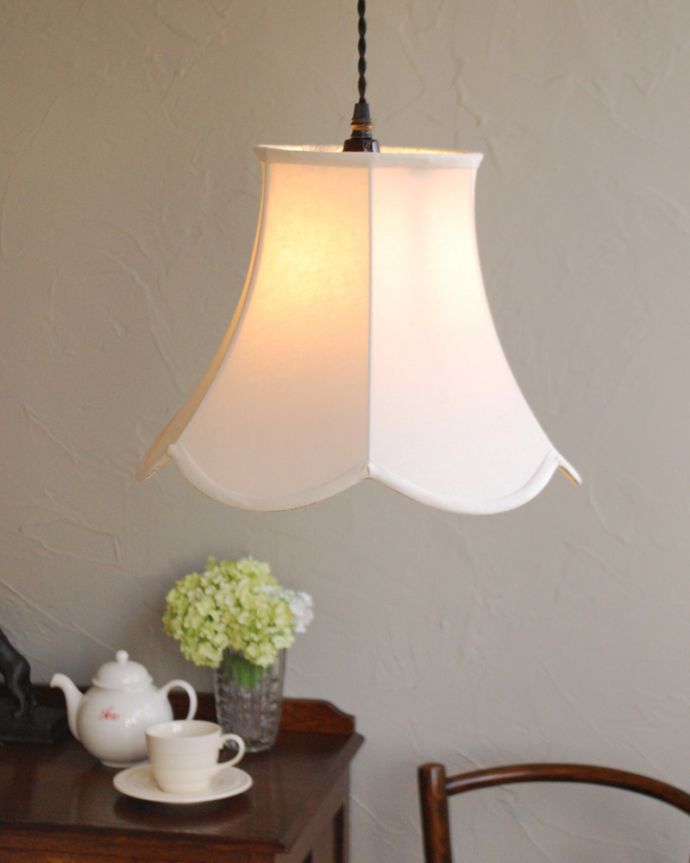 フランス生まれのおしゃれなペンダントライト