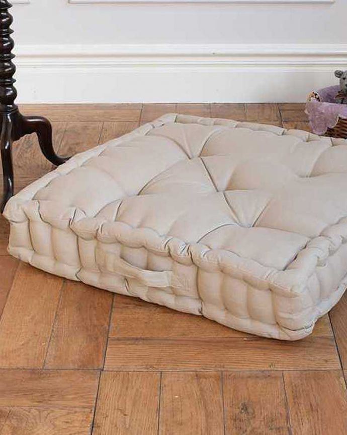 フランス生まれのおしゃれなクッション