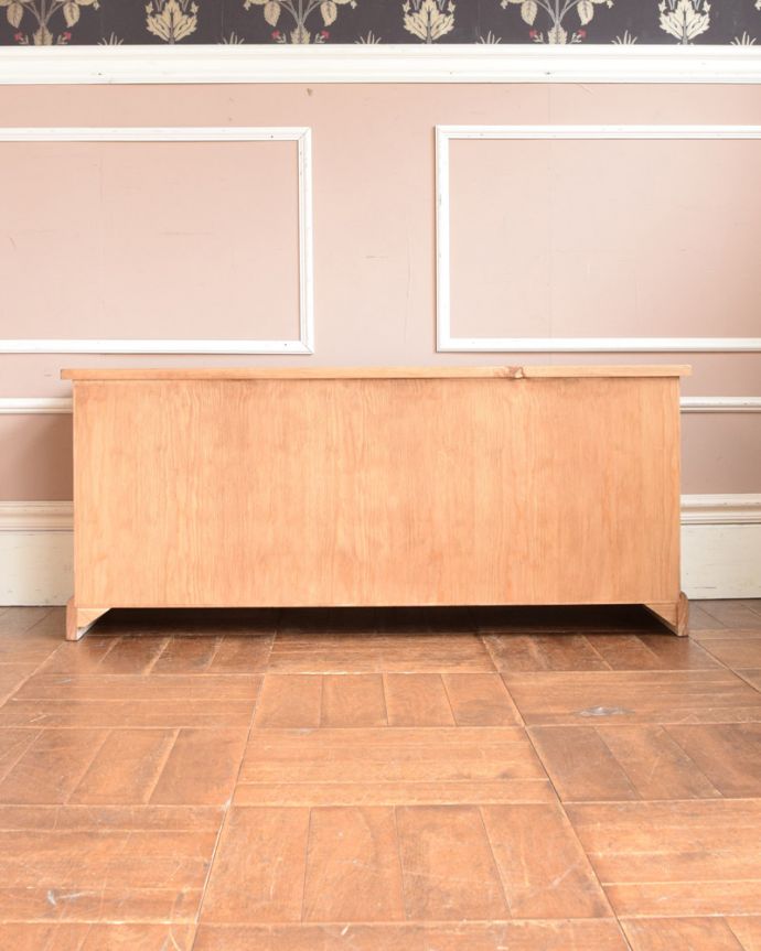 コントワールドファミーユ アンティーク風 コントワール・ド・ファミーユの ローチェスト。裏側もキレイ。(cff-03)